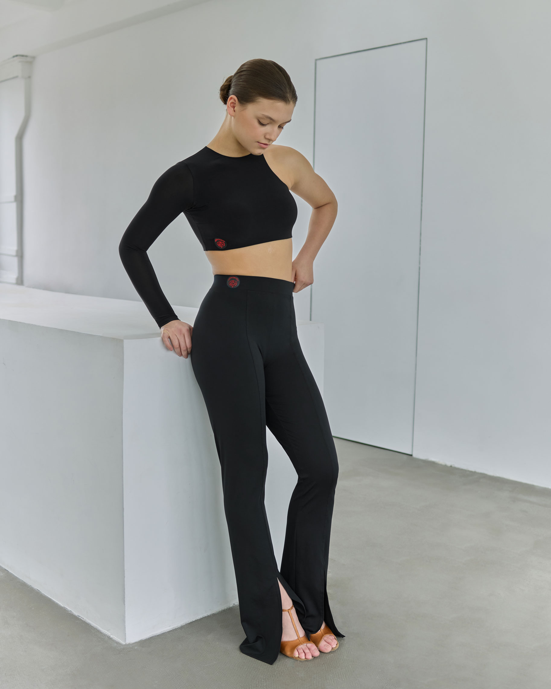 Брюки Slim для бальных танцев, цвет Черный 