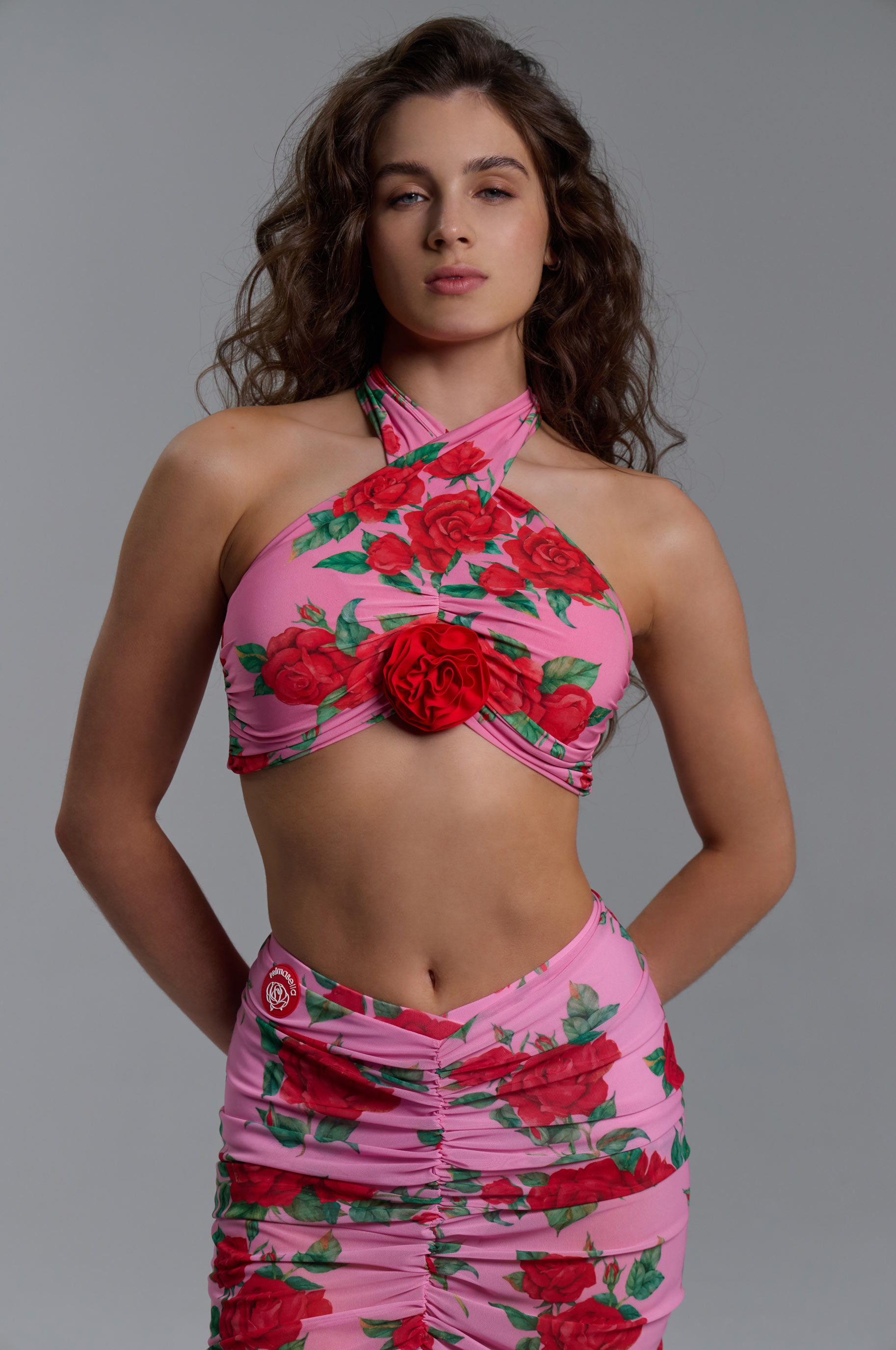 Роза красная большая для бальных танцев, цвет Красный 